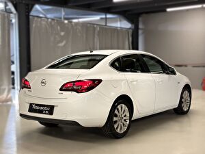 2016 Dizel Otomatik Opel Astra Beyaz Yüzbaşıoğlu