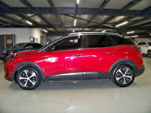 2021 Dizel Otomatik Peugeot 3008 Kırmızı Yüzbaşıoğlu