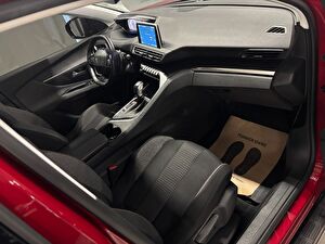 2019 Dizel Otomatik Peugeot 3008 Kırmızı Yüzbaşıoğlu