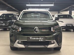 2026 Elektrik Otomatik Citroen e-C3 AirCross Yeşil Yüzbaşıoğlu
