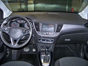 2022 Benzin Otomatik Opel Crossland Kırmızı Yüzbaşıoğlu