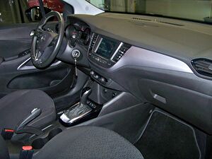 2022 Benzin Otomatik Opel Crossland Kırmızı Yüzbaşıoğlu