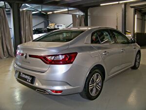 2023 Benzin Otomatik Renault Megane Gri Yüzbaşıoğlu