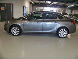 2020 Benzin Otomatik Opel Astra Gri Yüzbaşıoğlu