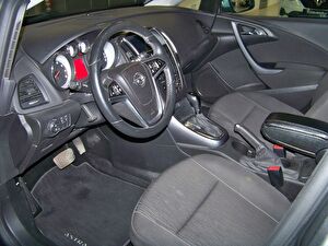 2020 Benzin Otomatik Opel Astra Gri Yüzbaşıoğlu