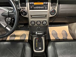 2005 Benzin Otomatik Nissan X-Trail Gümüş Gri Yüzbaşıoğlu