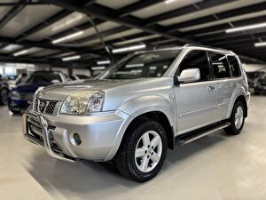 Nissan X-Trail SUV SUV 2.0 Elegance Otomatik