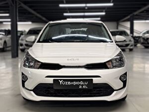 2021 Benzin Otomatik Kia Rio Beyaz Yüzbaşıoğlu