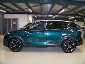 2024 MHEV Otomatik Nissan Qashqai Yeşil Yüzbaşıoğlu