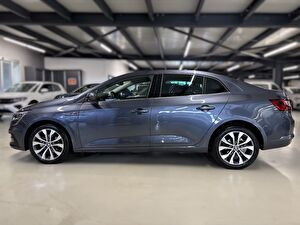 2025 Benzin Otomatik Renault Megane Gri Yüzbaşıoğlu