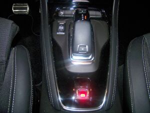 2023 Dizel Otomatik Opel Grandland Kırmızı Yüzbaşıoğlu