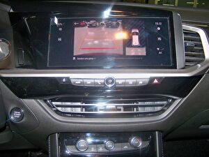 2023 Dizel Otomatik Opel Grandland Kırmızı Yüzbaşıoğlu