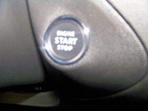 2023 Dizel Otomatik Opel Grandland Kırmızı Yüzbaşıoğlu