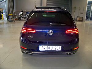 2018 Benzin Otomatik Volkswagen Golf Mavi Yüzbaşıoğlu Otomotiv Mam. San ve Tic A.Ş.