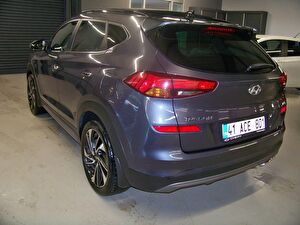 2018 Benzin Otomatik Hyundai Tucson Gri Yüzbaşıoğlu Otomotiv Mam. San ve Tic A.Ş.