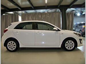 2020 Benzin Otomatik Kia Rio Beyaz Yüzbaşıoğlu