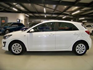 2020 Benzin Otomatik Kia Rio Beyaz Yüzbaşıoğlu