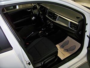 2020 Benzin Otomatik Kia Rio Beyaz Yüzbaşıoğlu