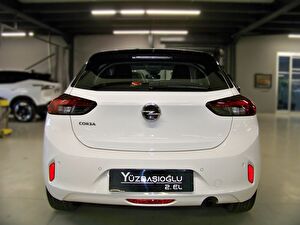 2022 Benzin Otomatik Opel Corsa Beyaz Yüzbaşıoğlu