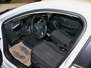 2022 Benzin Otomatik Opel Corsa Beyaz Yüzbaşıoğlu