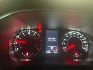 2022 Benzin Otomatik Renault Megane Gri Yüzbaşıoğlu