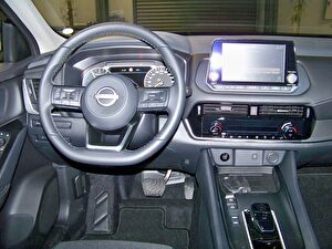 2023 Hybrid Otomatik Nissan Qashqai Siyah Yüzbaşıoğlu
