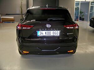 2023 Hybrid Otomatik Nissan Qashqai Siyah Yüzbaşıoğlu