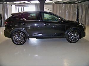2023 Hybrid Otomatik Nissan Qashqai Siyah Yüzbaşıoğlu