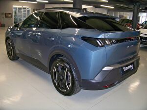 2024 Elektrik Otomatik Peugeot e-3008 Mavi Yüzbaşıoğlu