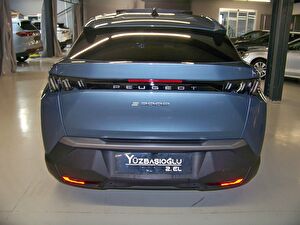 2024 Elektrik Otomatik Peugeot e-3008 Mavi Yüzbaşıoğlu
