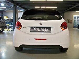 2018 Benzin Otomatik Peugeot 208 Beyaz Yüzbaşıoğlu