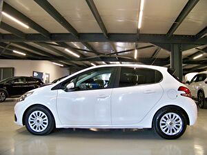 2018 Benzin Otomatik Peugeot 208 Beyaz Yüzbaşıoğlu