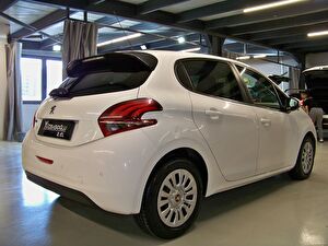 2018 Benzin Otomatik Peugeot 208 Beyaz Yüzbaşıoğlu
