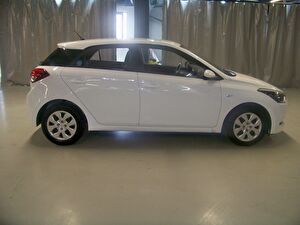 2018 Benzin Otomatik Hyundai i20 Beyaz Yüzbaşıoğlu