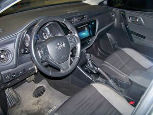2018 Benzin Otomatik Toyota Auris Gri Yüzbaşıoğlu