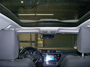 2018 Benzin Otomatik Toyota Auris Gri Yüzbaşıoğlu