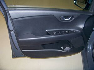 2022 Benzin Otomatik Kia Rio Gri Yüzbaşıoğlu