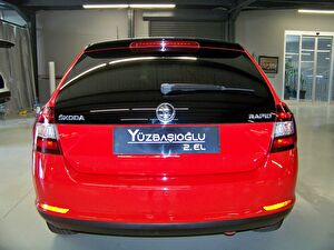 2016 Benzin Otomatik Skoda Rapid Kırmızı Yüzbaşıoğlu