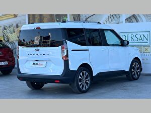 2024 Dizel Manuel Ford Tourneo Courier Beyaz Mar