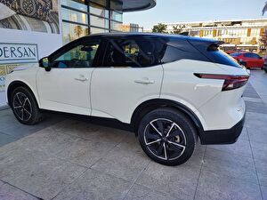 2023 MHEV Otomatik Nissan Qashqai Beyaz Mar Oto Ticaret Anonim Şirketi