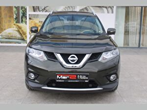 Nissan X-Trail SUV SUV 1.6 DCI Platinum Premium Pack X-tronic