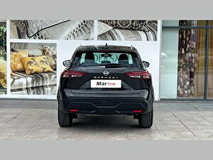 2022 MHEV Otomatik Nissan Qashqai Siyah Mar