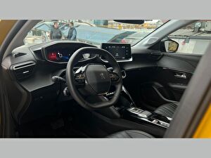 2023 Benzin Otomatik Peugeot 208 Sarı Mar