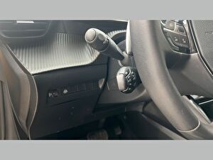 2023 Benzin Otomatik Peugeot 208 Sarı Mar