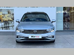 Volkswagen Passat Sedan Sedan 1.5 TSI ACT Business DSG