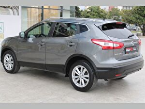 2014 Benzin Otomatik Nissan Qashqai Füme Mar Oto Ticaret Anonim Şirketi