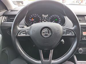 2016 Dizel Otomatik Skoda Octavia Beyaz Mar Oto Ticaret Anonim Şirketi