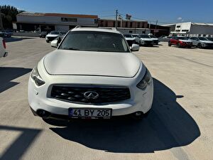 Infiniti FX SUV SUV 30 V6 Dizel Premium S Otomatik