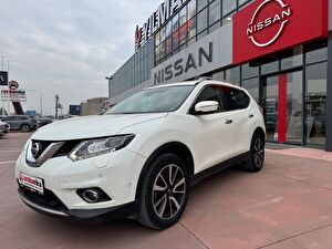 Nissan X-Trail SUV SUV 1.6 DCI Platinum Premium Pack X-tronic