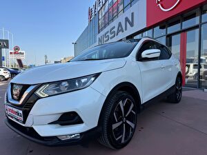 2017 Dizel Otomatik Nissan Qashqai Beyaz Yılmaz Otomotiv Akaryakıt İnşaat Nakliyat Sanayi ve Tic. Ltd. Şti.